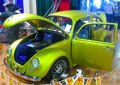 Gorgeous paint job, cool wheels on this Beetle show car