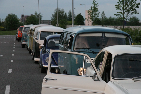 The dubs line up in front of the Outlet Village